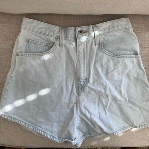 Used Women's Levi's® Silvertab™ High-Rise Mom Jean Shorts